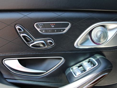 Used 2016 Mercedes-Benz Maybach S 600 image 14