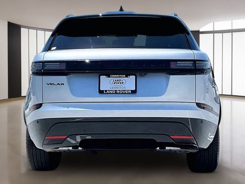 Used 2024 Land Rover Range Rover Velar Dynamic SE AWD/4WD image 5