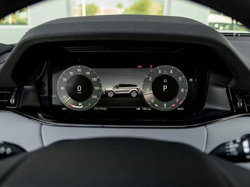 New 2026 Land Rover Range Rover Evoque S image 17