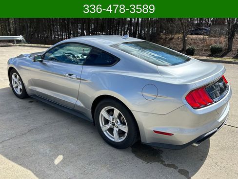 Used 2021 Ford Mustang Coupe image 3