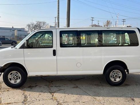 Used 2008 GMC Savana 2500 RWD image 7