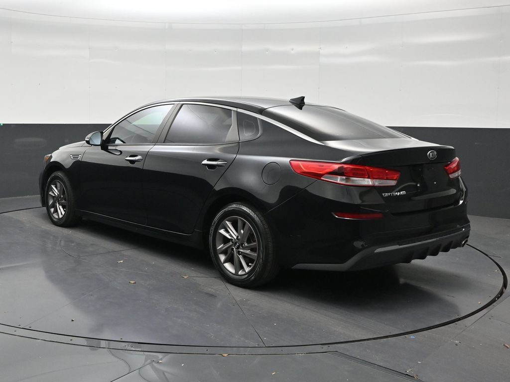 Used 2020 Kia Optima LX FWD image 3