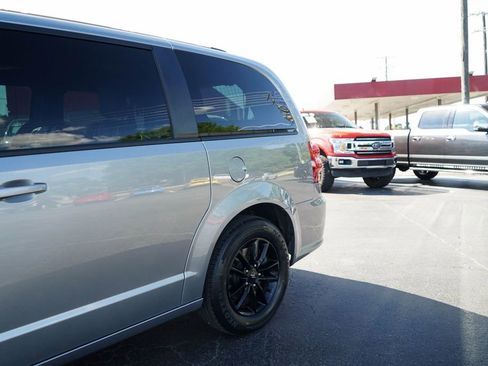 Used 2019 Dodge Grand Caravan GT FWD image 21