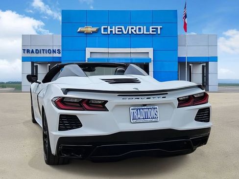 New 2026 Chevrolet Corvette Stingray Convertible RWD image 8