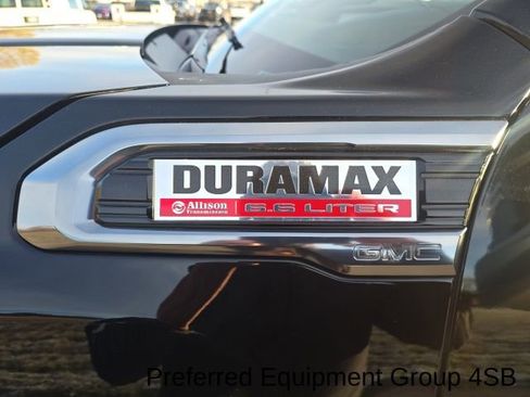 Used 2020 GMC Sierra 2500 AT4 w/ AT4 Premium Package image 11