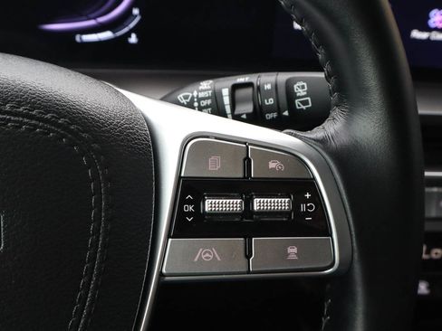 Used 2025 Kia Telluride S FWD image 35