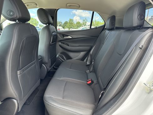Used 2020 Buick Encore GX Preferred w/ Cold Weather Comfort Package FWD image 27