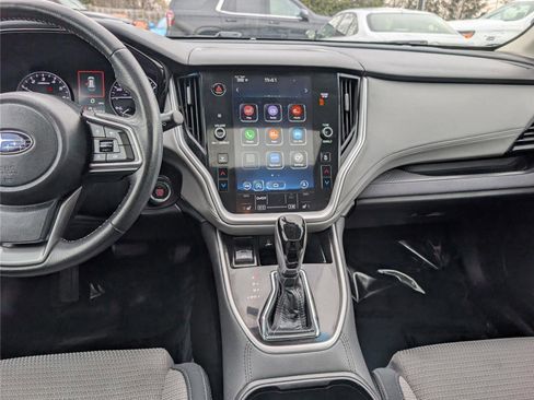 Used 2022 Subaru Outback Premium image 19