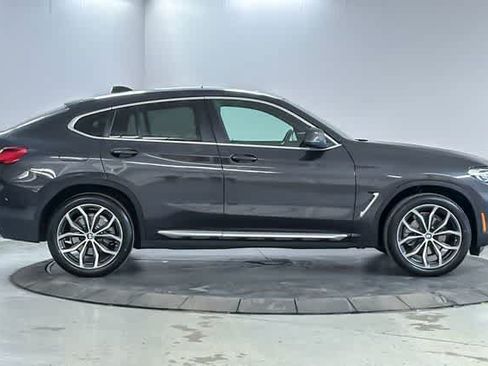 Used 2023 BMW X4 xDrive30i w/ Premium Package AWD/4WD image 8