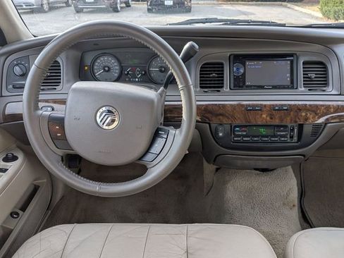 Used 2010 Mercury Grand Marquis LS image 14