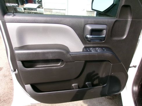 Used 2017 Chevrolet Silverado 2500 W/T AWD/4WD image 14