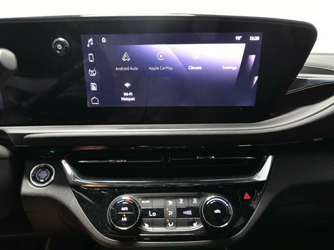 Used 2025 Buick Envista Sport Touring w/ Convenience I Package FWD image 13