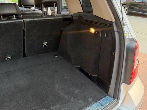 Used 2012 Mercedes-Benz GLK 350 GLK 350 4dr SUV w/ Premium 1 Pkg image 23