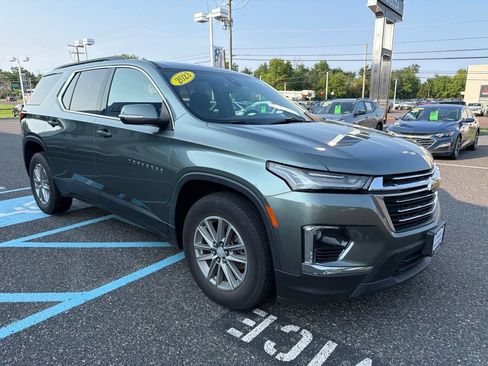 Used 2023 Chevrolet Traverse LT w/ LPO, Floor Liner Package AWD/4WD image 4