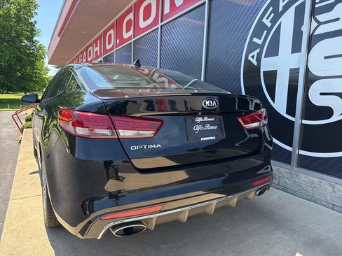 Used 2018 Kia Optima SX w/ Technology Package FWD image 11