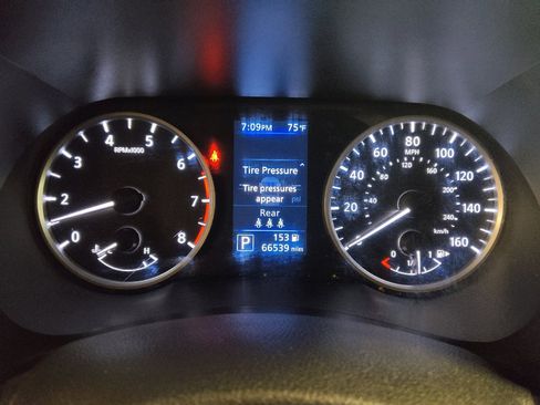 Used 2021 Nissan Sentra S FWD image 23