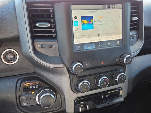 Used 2024 RAM 2500 Tradesman w/ Chrome Appearance Group image 14