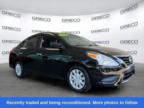 Used 2019 Nissan Versa SV FWD image 1