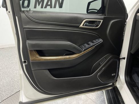 Used 2018 GMC Yukon Denali w/ Denali Ultimate Package image 17