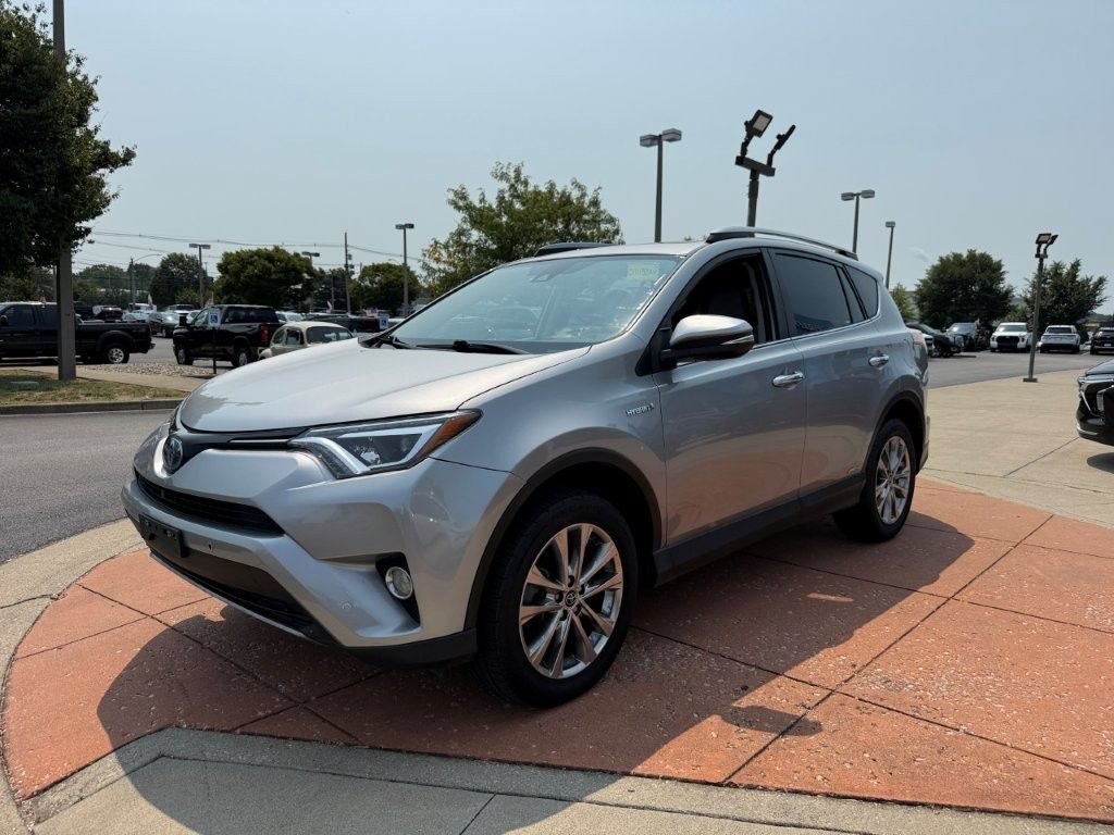 Used 2017 Toyota RAV4 Limited w/ Advanced Technology Package AWD/4WD image 3