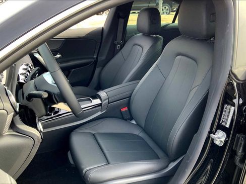 Used 2025 Mercedes-Benz CLA 250 CLA 250 image 15