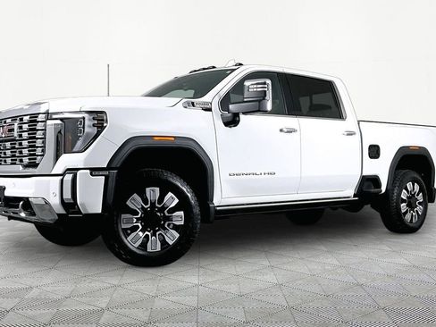 Certified 2025 GMC Sierra 2500 Denali w/ Denali Reserve Package AWD/4WD image 1