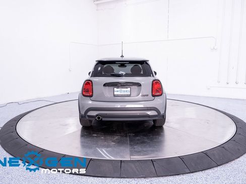 Used 2023 MINI Cooper 2-Door Hardtop image 33