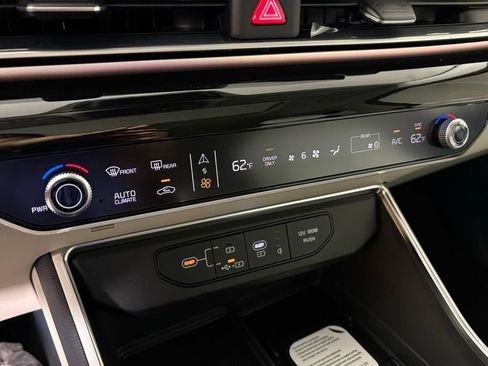 New 2026 Kia Carnival SX Prestige FWD image 27