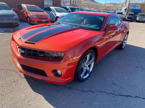 Used 2010 Chevrolet Camaro SS w/ RS Package image 3