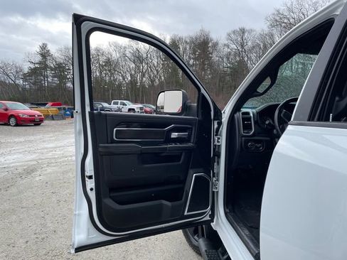 Used 2022 RAM 2500 Laramie w/ Night Edition image 23