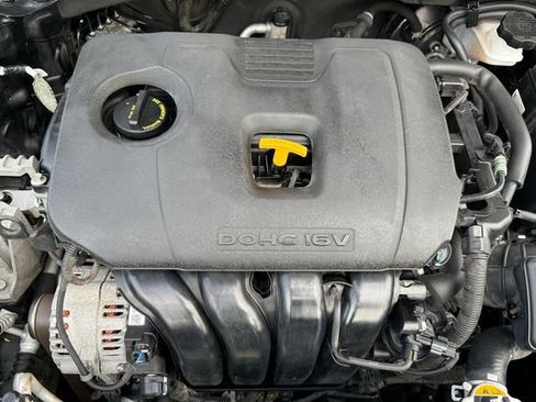 Used 2019 Kia Forte LXS image 25