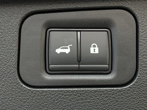 New 2026 Nissan Armada SL image 19