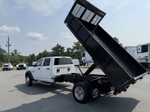 Used 2018 RAM 5500 Tradesman w/ Ambulance Prep Group RWD image 5