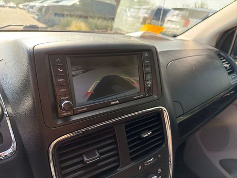 Used 2012 Dodge Grand Caravan SE FWD image 29