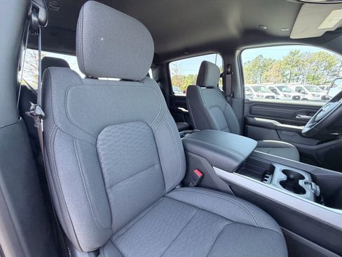 New 2026 RAM 1500 Express AWD/4WD image 23