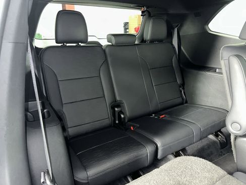 Used 2025 Buick Enclave Sport Touring image 22