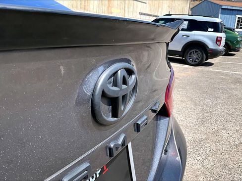 Used 2021 Toyota Camry SE FWD image 31