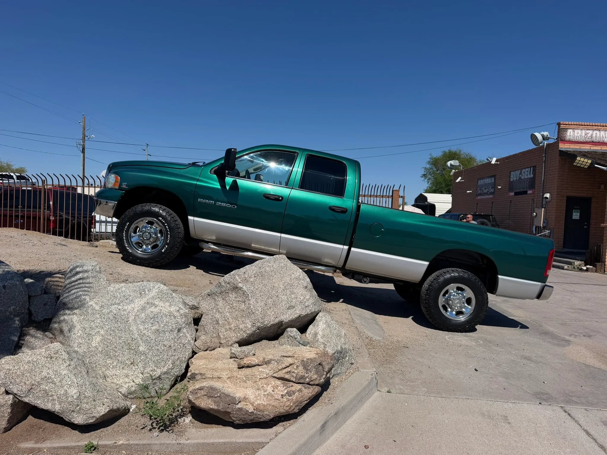 Used 2003 Dodge Ram 2500 Truck ST AWD/4WD image 1
