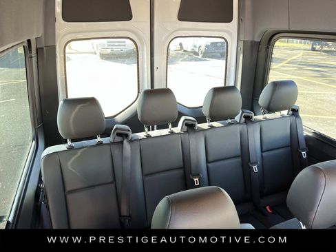 Used 2024 Mercedes-Benz Sprinter 2500 image 14
