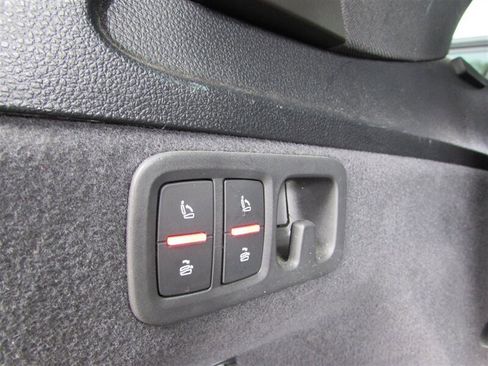 Used 2018 Audi Q7 3.0T Premium Plus w/ Premium Plus Package image 29