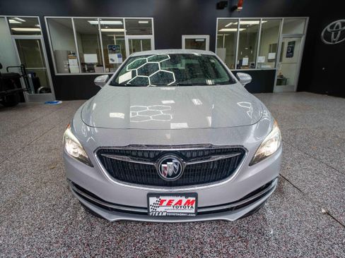 Used 2018 Buick LaCrosse Essence FWD image 6