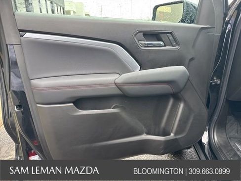 Used 2023 Chevrolet Colorado Z71 w/ Z71 Convenience Package 2 image 21