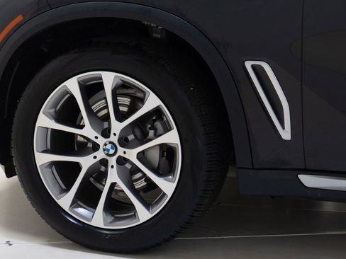 Used 2019 BMW X5 xDrive40i w/ Premium Package 2 image 46