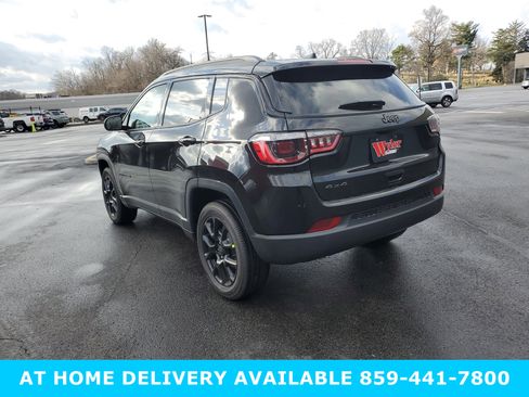 New 2026 Jeep Compass Latitude image 7