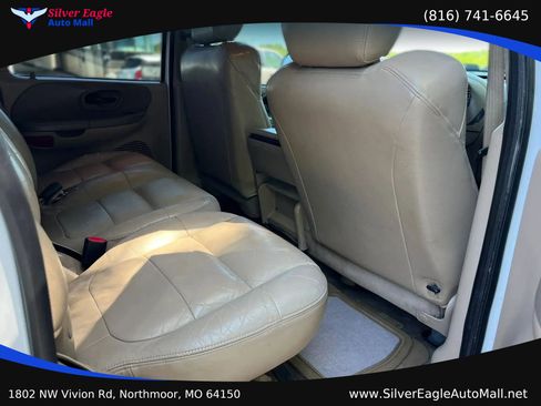 Used 2001 Ford F150 Lariat AWD/4WD image 10