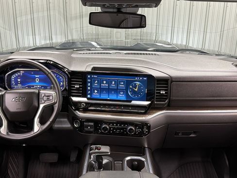 Used 2025 Chevrolet Silverado 1500 LT Trail Boss w/ Convenience Package II AWD/4WD image 43