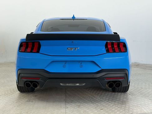 Used 2024 Ford Mustang GT RWD image 10