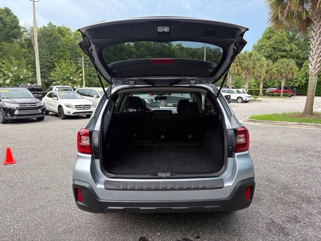 Used 2019 Subaru Outback 2.5i Limited AWD/4WD image 35