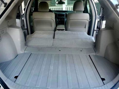 Used 2012 Toyota Venza LE image 37