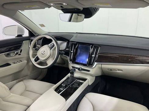 Used 2018 Volvo S90 T5 Momentum w/ Convenience Package AWD/4WD image 31